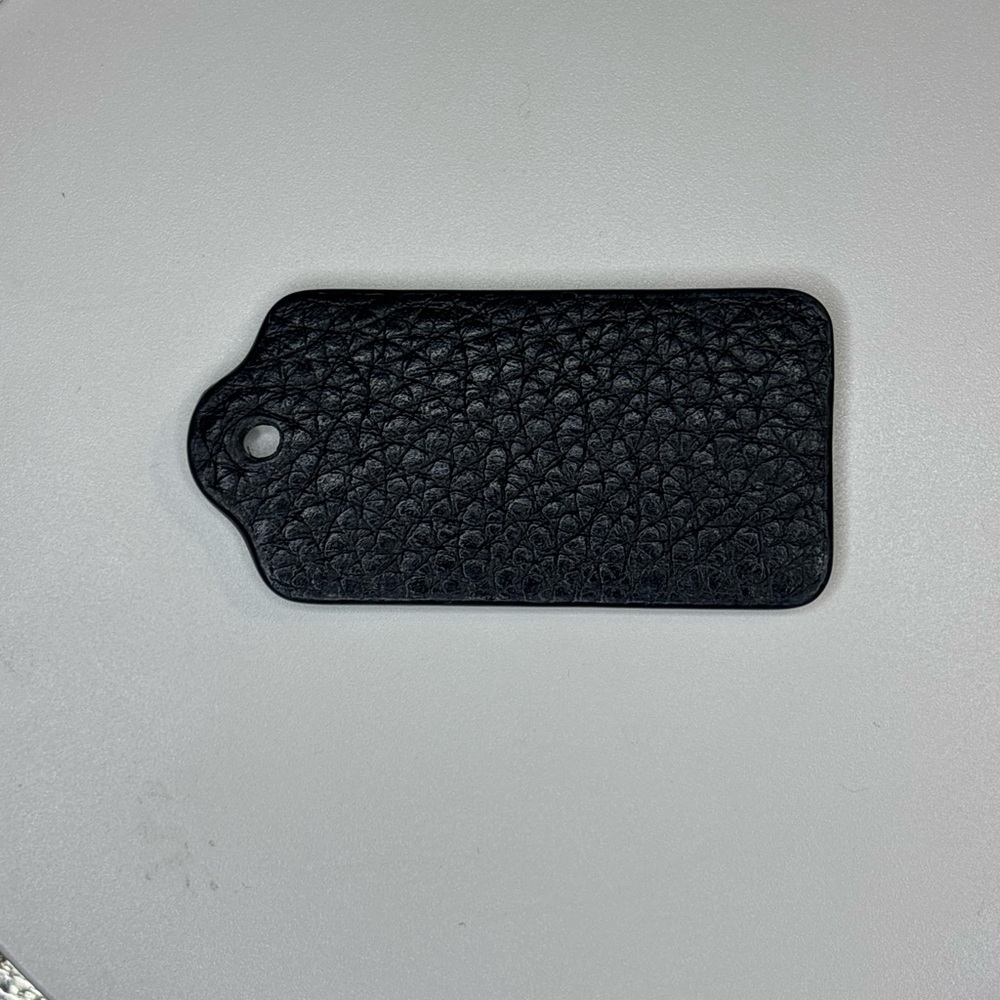 Coach Large Textured Black Leather Hangtag - Picture 2 of 2